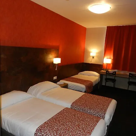 Gloria & Avenue فندق 3*