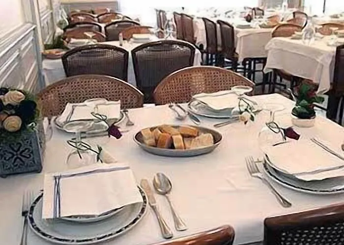 فندق Gloria & Avenue 3*