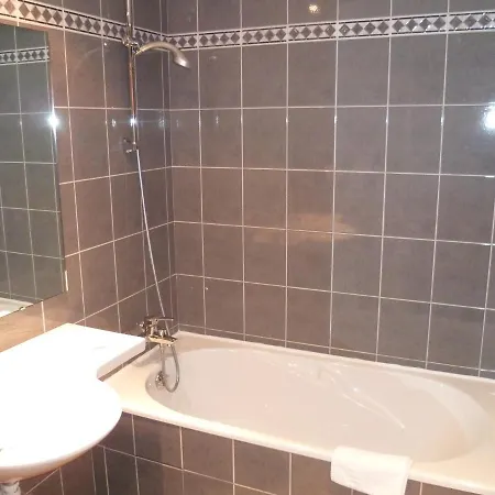 Hotel Gloria & Avenue Lurdy