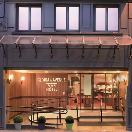 Gloria & Avenue Szálloda 3*