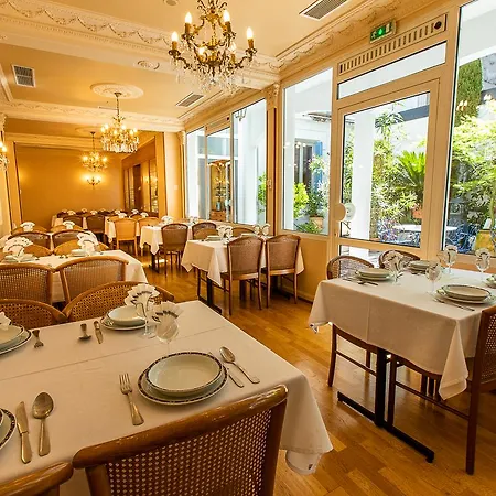 Szálloda Gloria & Avenue 3*
