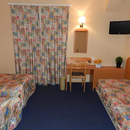 Gloria & Avenue Hotel