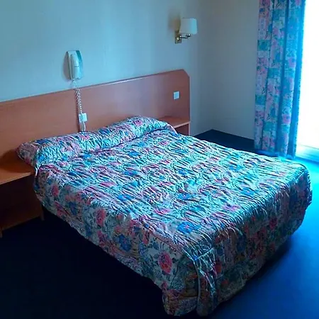 Gloria&avenue 3* Lourdes