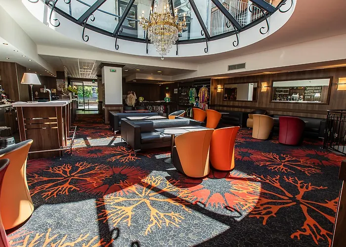 Gloria&avenue Lourdes