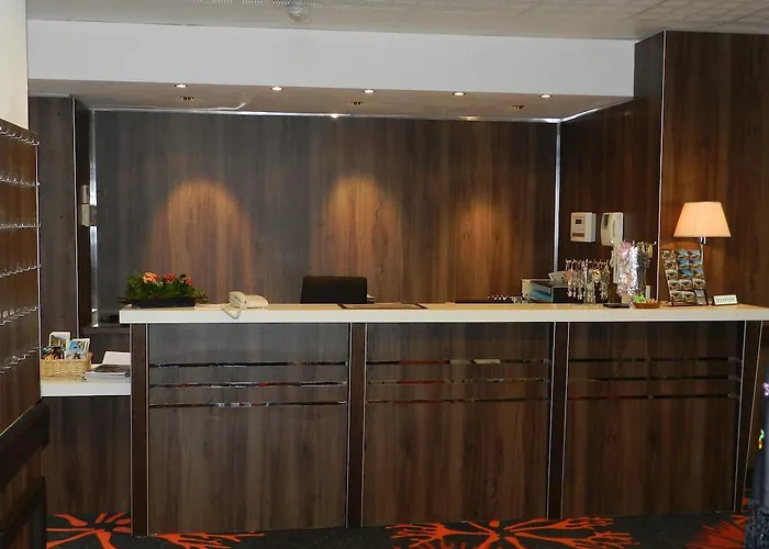 Gloria&avenue Lourdes